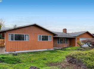1530 NE Arrington Rd, Hillsboro, OR 97124