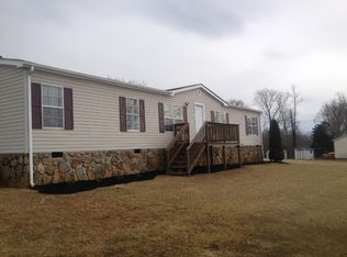 1100 Parks Ln, Bedford, VA 24523