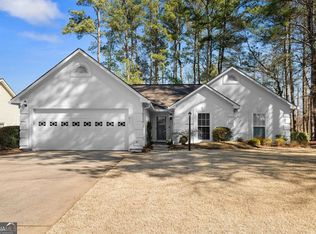 4860 Roswell Mill Dr, Johns Creek, GA 30022