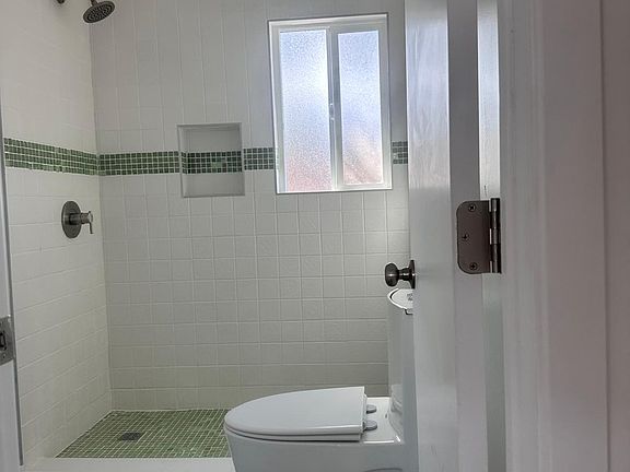 3rd image of 2072 Santa Fe Ave #A