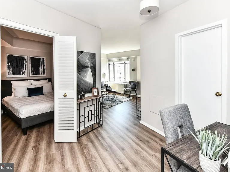 1711 Massachusetts Ave NW #802 — Photo 4
