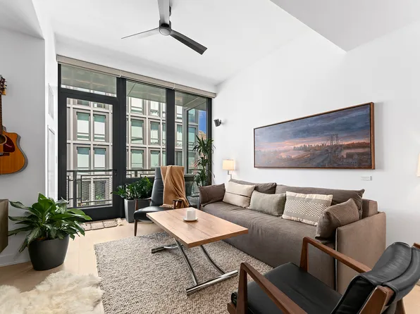 77 Charlton Street image 1 of 12