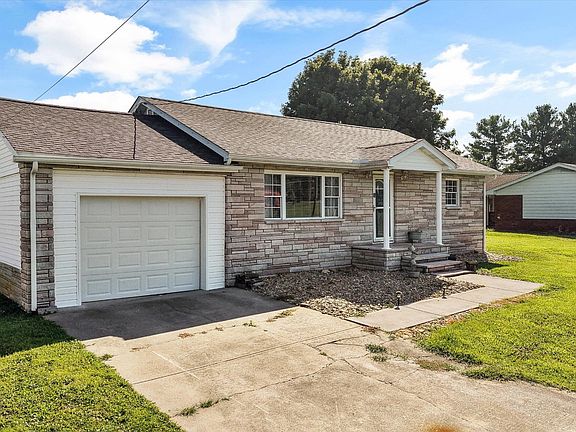 3rd image of 1356 Bluegrass Rd