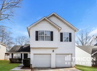 2368 Rambling Way, Lithonia, GA 30058