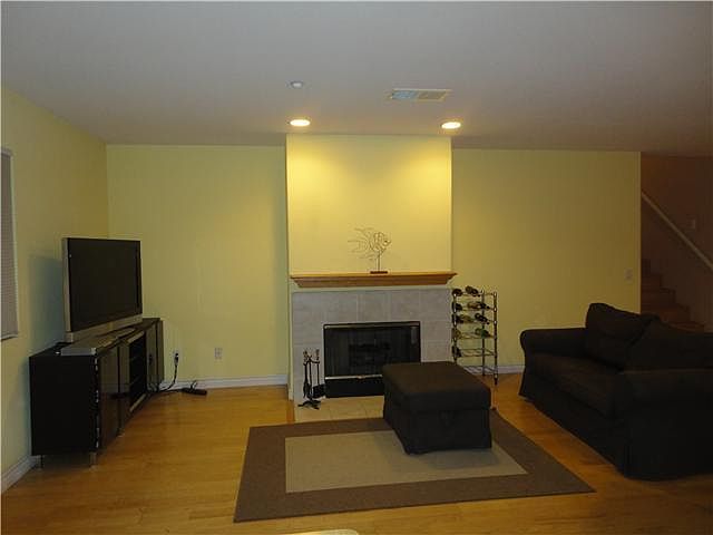 2nd image of 234 Lyon Cir