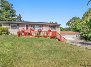 9311 68th St SE, Alto, MI 49302