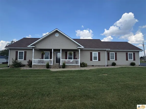 1521 Bunch Rd, Cave City, KY 42127
