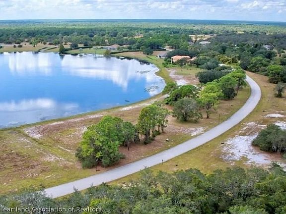4th image of 5089 Lake Regency Dr