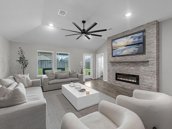 5th image of 508 Bonnerville Ln