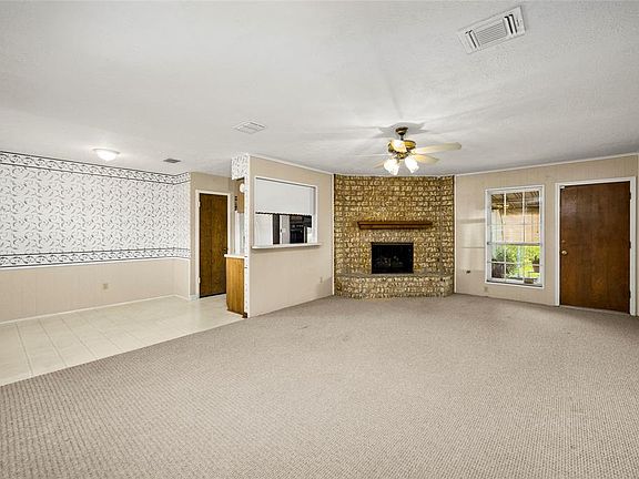 4th image of 9022 Willow Meadow Dr