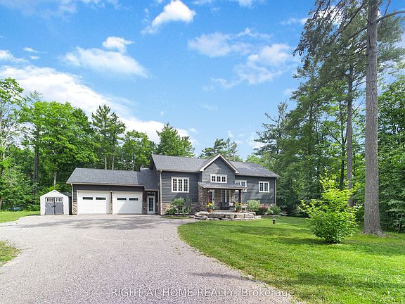 5th image of 590 Golf Course Rd