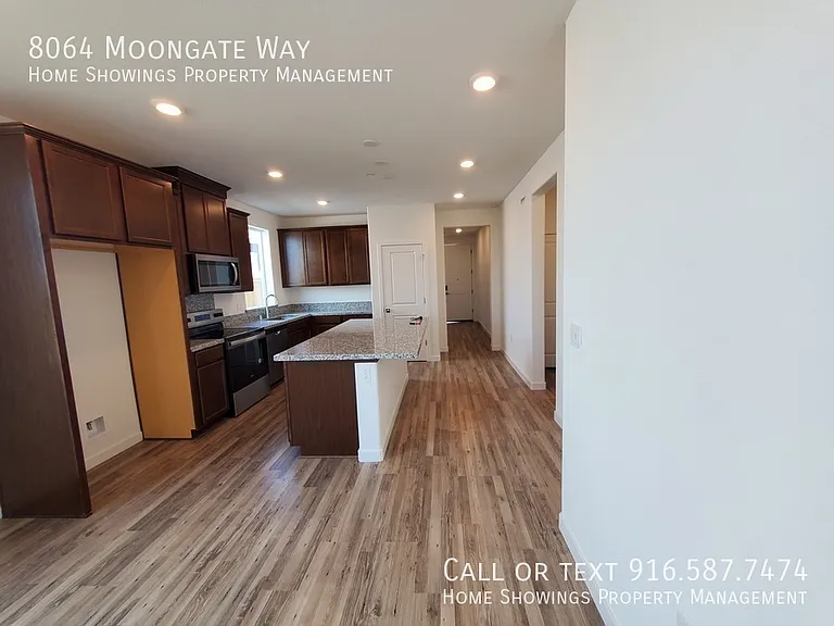 8064 Moongate Way — Photo 21