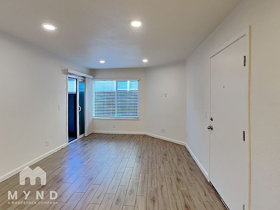 5th image of 2522 T St APT 3