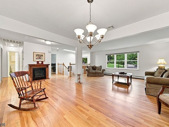 2nd image of 66 Woodside Ave