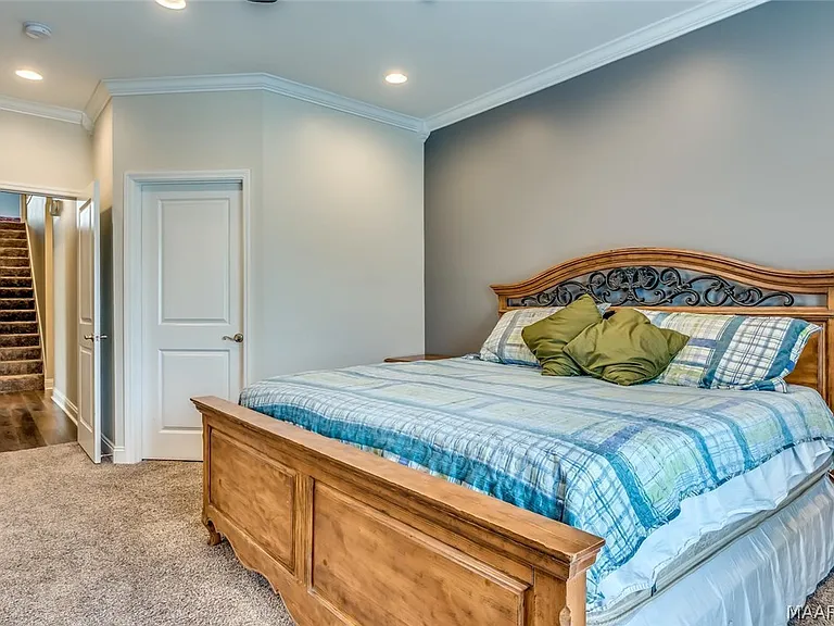 1211 Sadie Cir — Photo 28