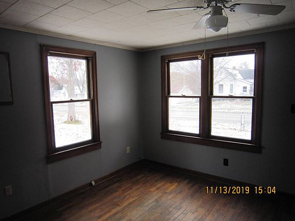 4th image of 419 N Clay St