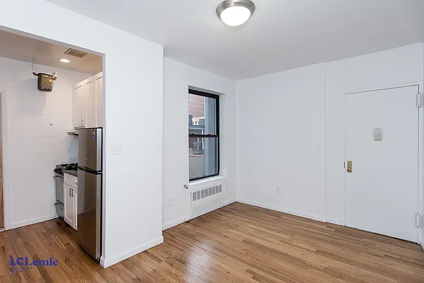 Rented by LC Lemle Real Estate Group | media 9