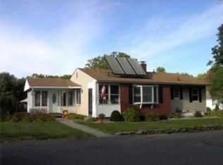 4 Alice St, Ludlow, MA 01056