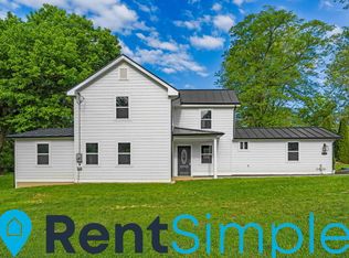 1825 Fiery Run Rd, Linden, VA 22642