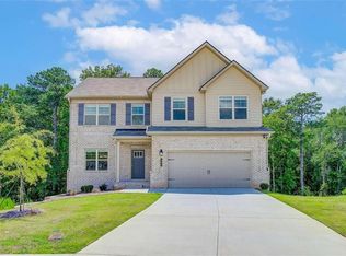 905 Lakehaven Ln, Loganville, GA 30052
