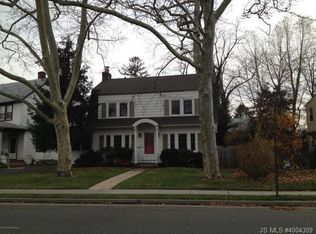 145 Mechanic St, Red Bank, NJ 07701