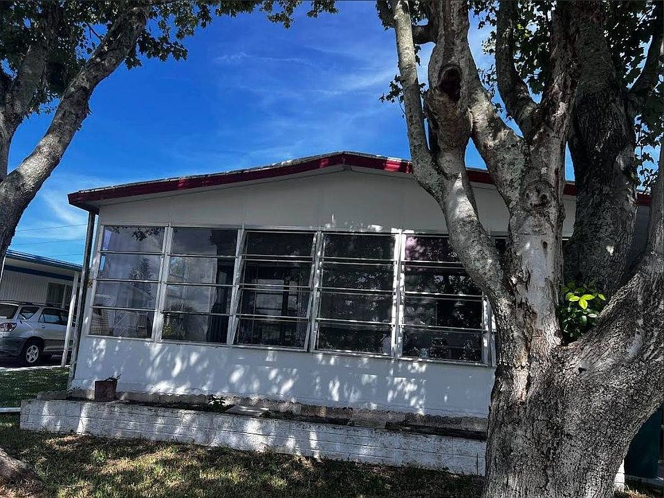 1st image of 3149 Wiley Ave