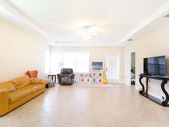 2nd image of 5015 Kincaid Park Ln