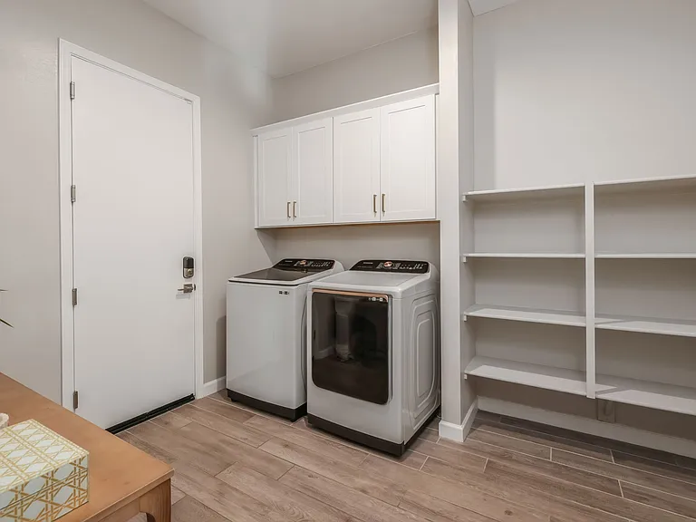 10553 W Albert Ln — Photo 22