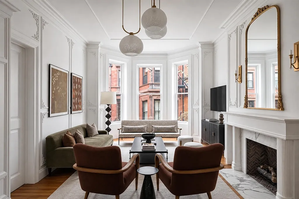 1 bed, 1.0 bath, 630 sqft, $4,250 — Photo 1