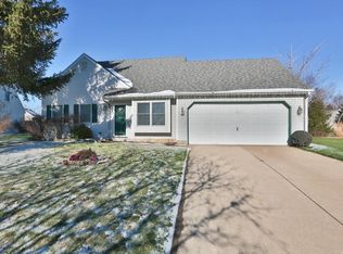 3811 Candlewood Dr, Valparaiso, IN 46385