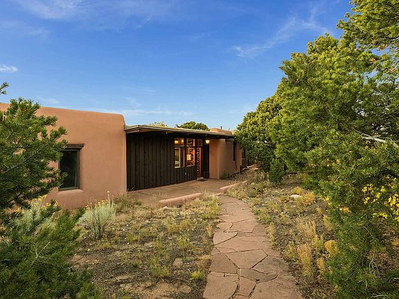 3rd image of 21 Pacheco Meadow Ln