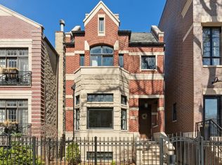 1452 W Grace St, Chicago, IL 60613