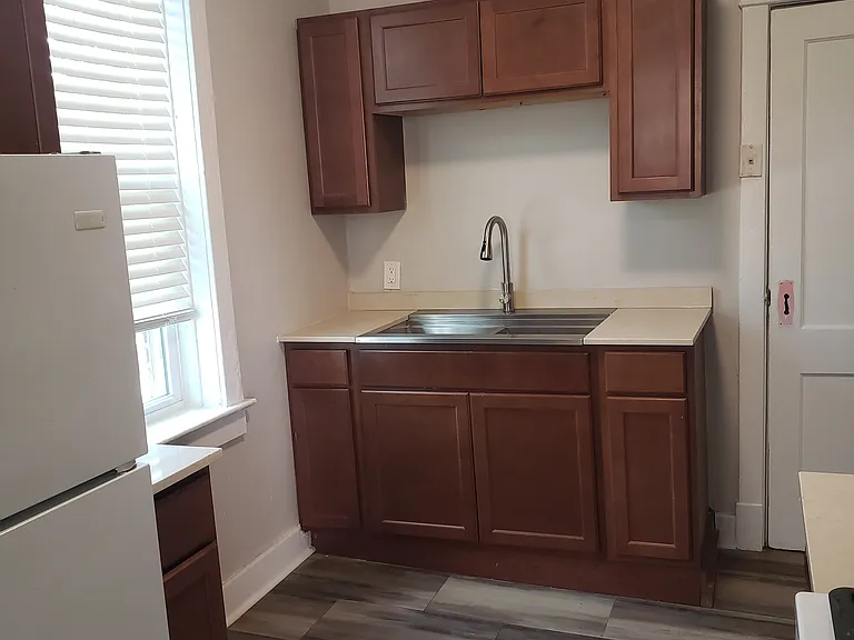 1092 S Taylor Ave #1S — Photo 3