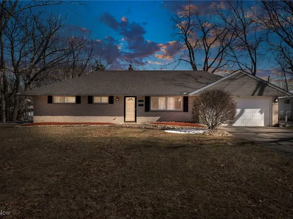 475 Harris Rd, Richmond Heights, OH 44143