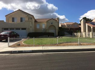 3710 Hollowglen Dr, Palmdale, CA 93550