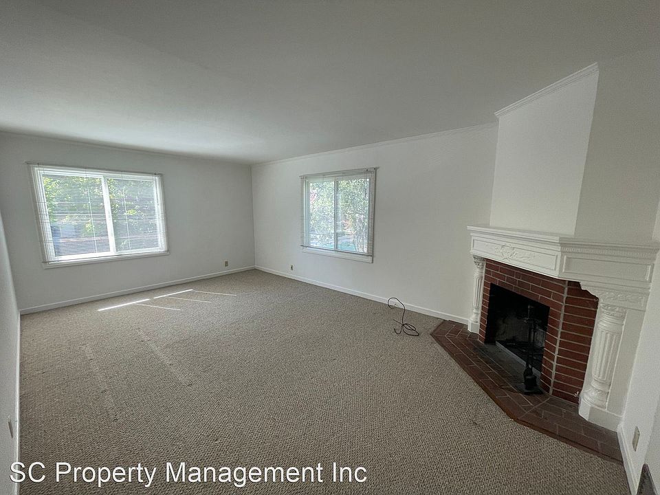 1st image of 23 Duane St APT 2