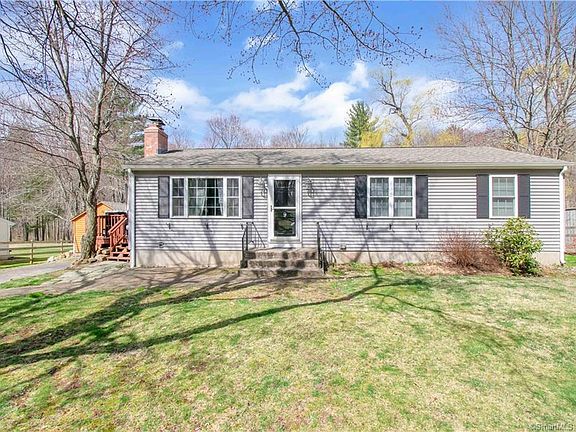 2nd image of 9 Heather Ln