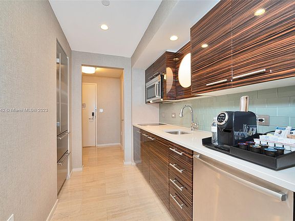 5th image of 551 N Fort Lauderdale Beach Blvd #H903