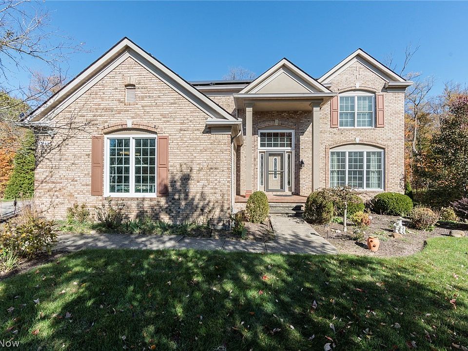1st image of 19475 Cavendish Ct