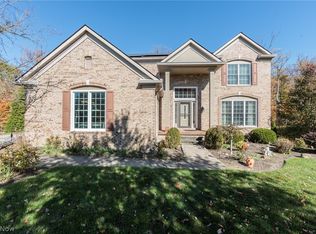 19475 Cavendish Ct, North Royalton, OH 44133