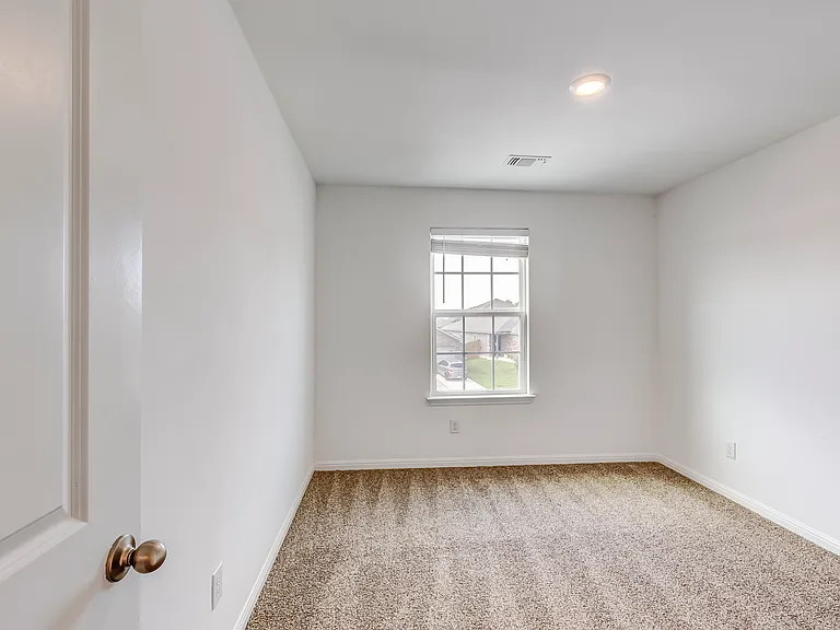 117 Fairfax Ln — Photo 24