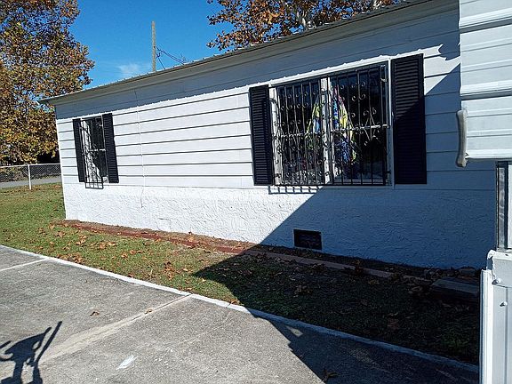 5th image of 254 Avenue B