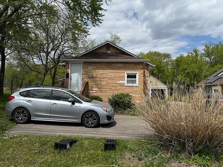 208 W Nippersink Rd — Photo 31