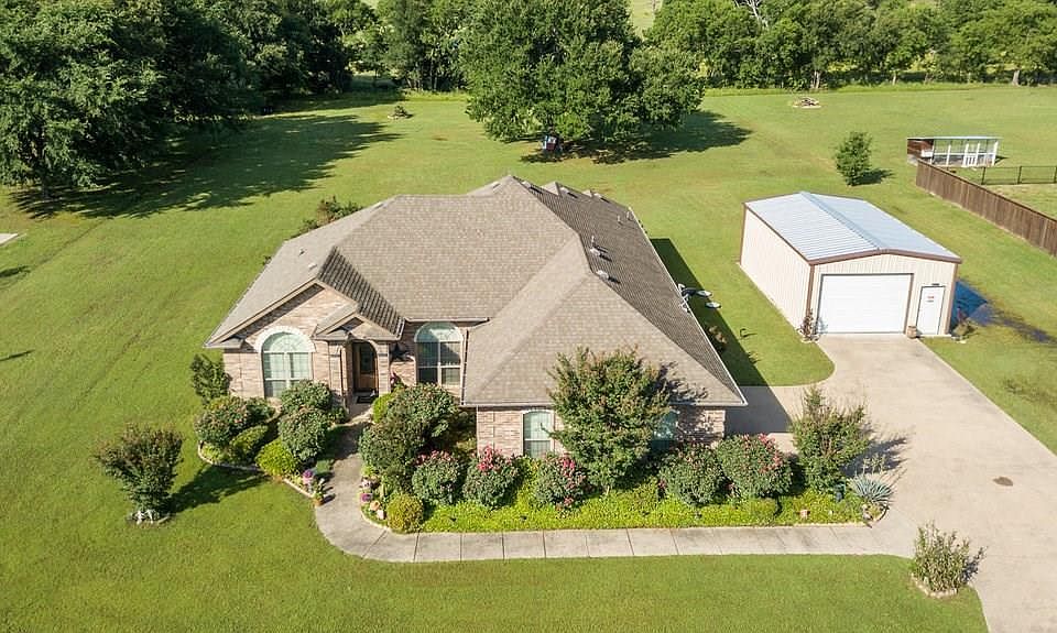 1st image of 1187 Scattered Oaks Trl