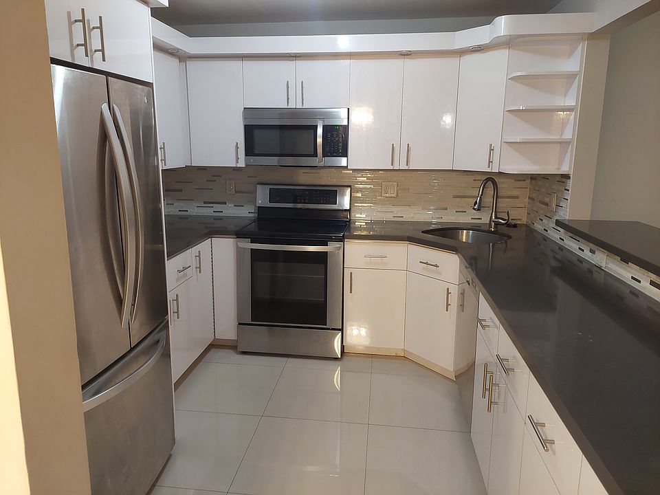 1st image of 2801 NE 183rd St APT 1511