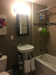 Rented by R New York