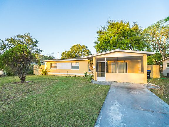 3rd image of 6203 Fairlawn Dr