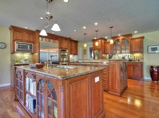 911 Midpine Way, Sebastopol, CA 95472