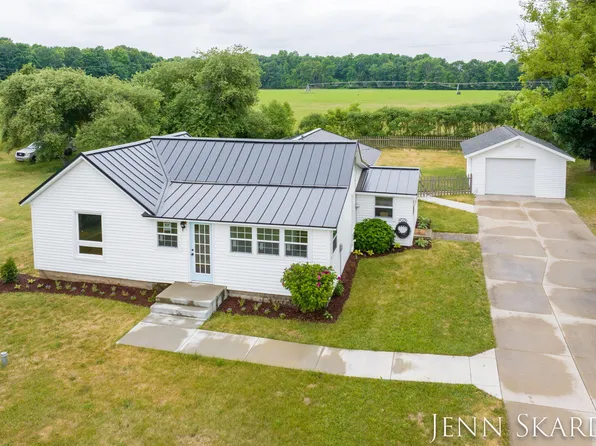 12751 Redmond Ave NE, Cedar Springs, MI 49319