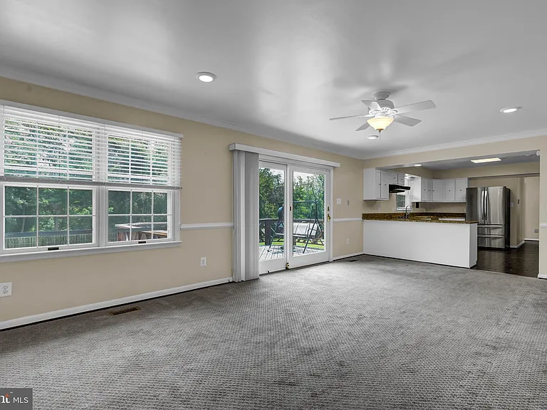 13019 Canova Dr — Photo 15